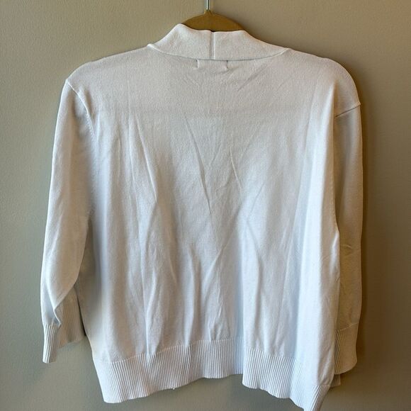 AAMILIFE NWT Women's White Cardigan Sweater - Picture 5 of 5